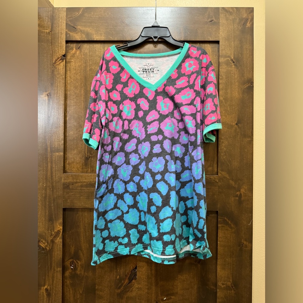 NWOT-Vibrant and Colorful Crazy Train Leopard Print Top-XXL